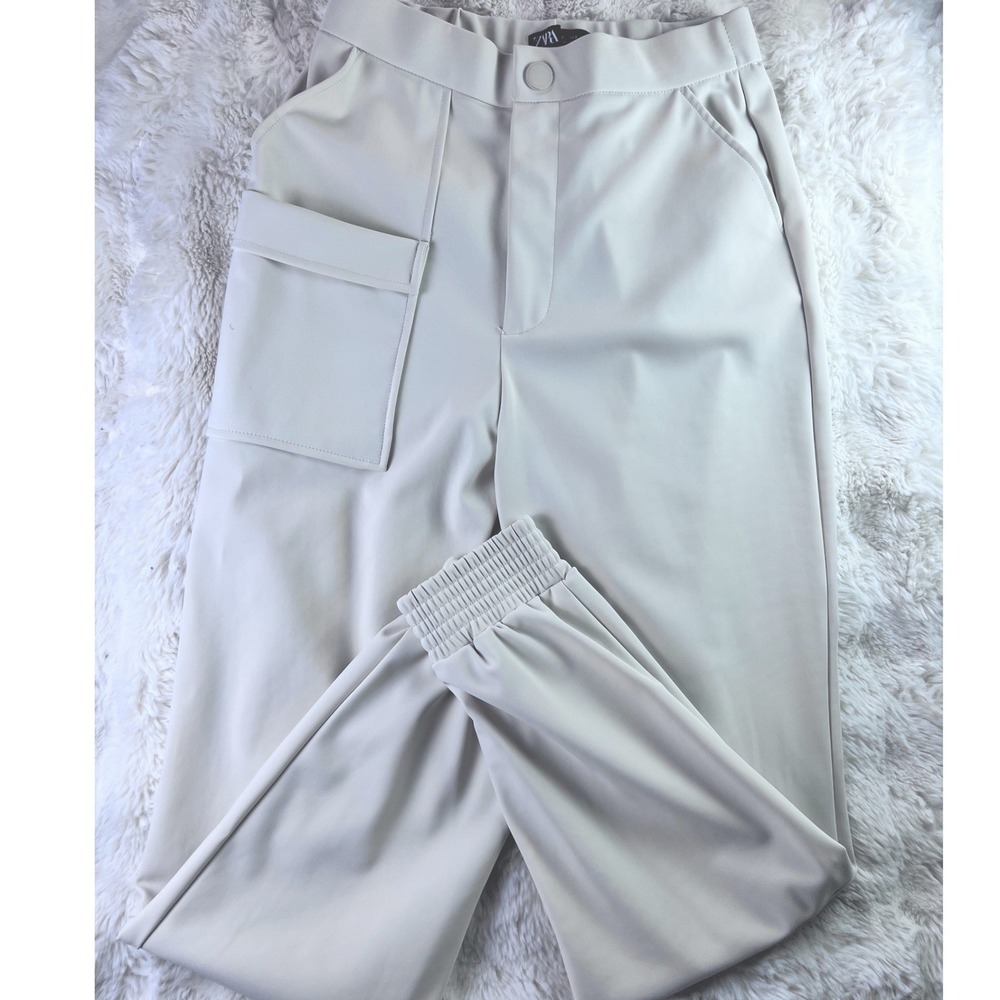 Zara Womens Cream Beige Faux Leather Cargo Jogger Pant High Rise Size Small. A23